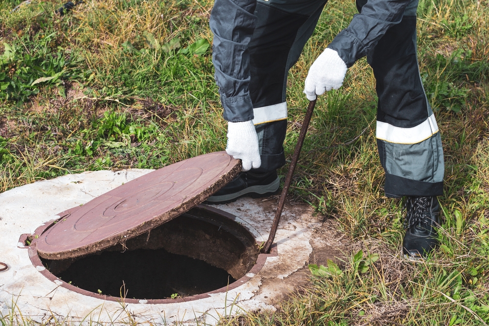 What Are Some Signs The Septic System Is Not Performing In Prior Lake, MN?